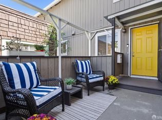 2902 Morcom Ave, Oakland, CA 94619