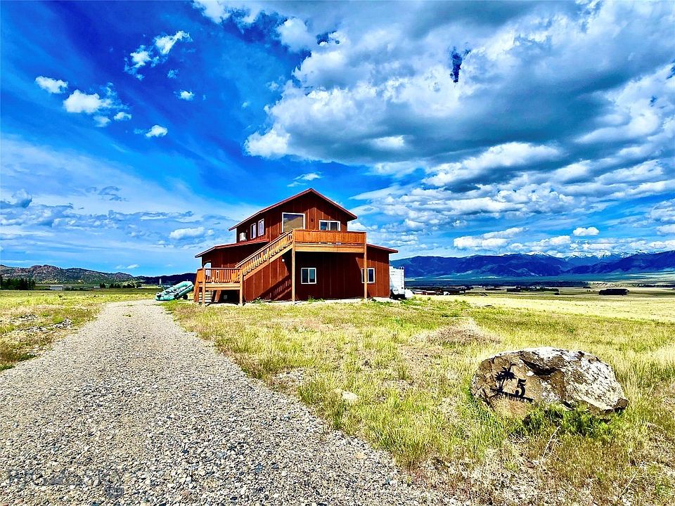1st image of 5 Horse Pasture Ln