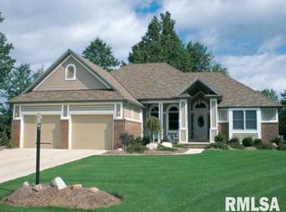4208 Woodglen Ln, Mount Vernon, IL 62864