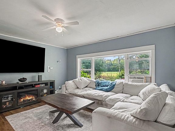 5th image of 41491 70th St