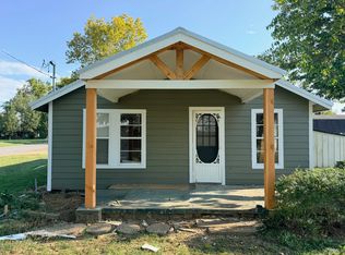 12 Church St, Guy, AR 72061