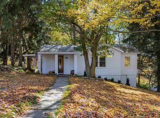 366 Ed Dunn Rd, Morgantown, WV 26508