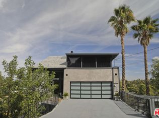 21655 Yucatan Ave, Woodland Hills, CA 91364