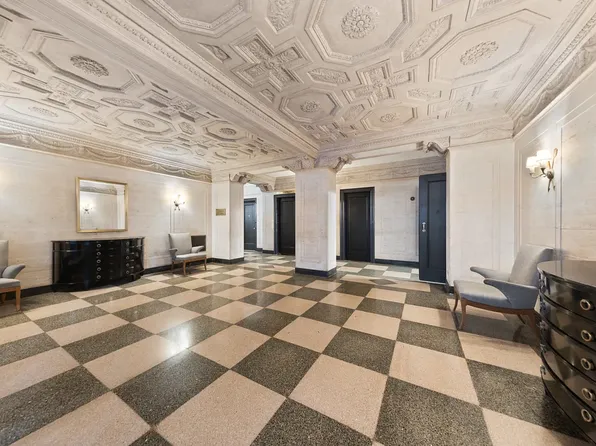 41 5th Avenue image 16 of 20