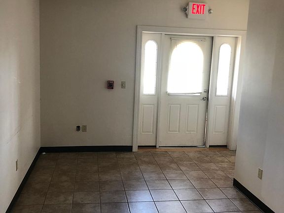 5th image of 3 Railroad Ave #1-B