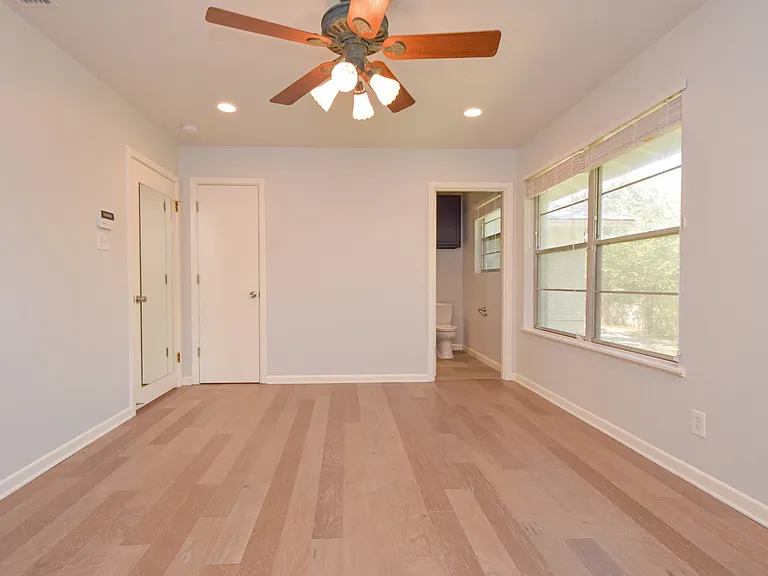 5003 Westview Dr — Photo 34