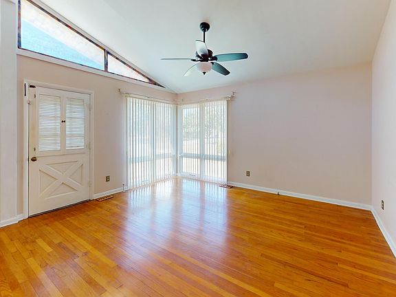 5th image of 109 London Lane