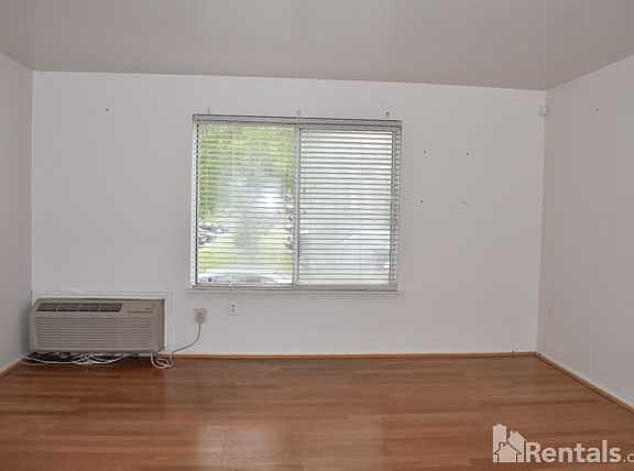 3rd image of 36 Eton Way #37