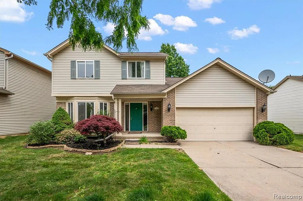 3 bed, 1.5 bath, 1526 sqft, $2,800 — Photo 2