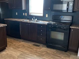1100 E 8th St, Yankton, SD 57078
