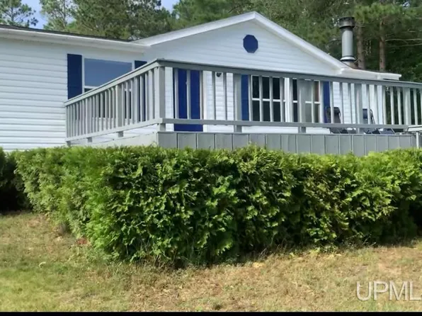 E5610 Autrain River Vw, Au Train, MI 49806