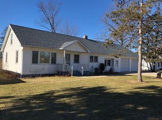 2323 Parkrose St, Crest Hill, IL 60403