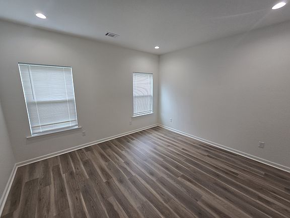 5th image of 1016 S Ringo St #A