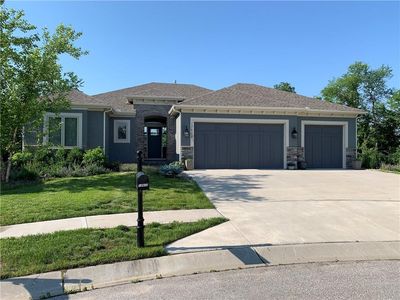 13602 Lookout Cir, Parkville, MO, 64152