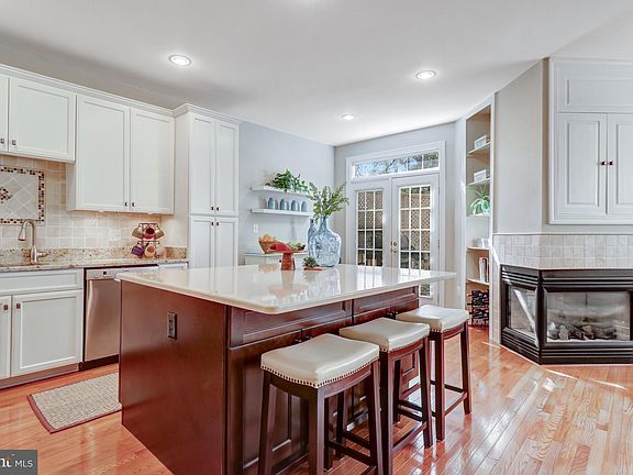 5th image of 4188 Lord Culpeper Ln