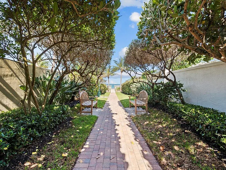 48 Ocean Dr — Photo 30