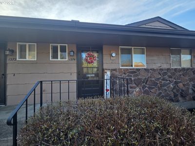 1374 SE Court Ave #10, Roseburg, OR, 97470