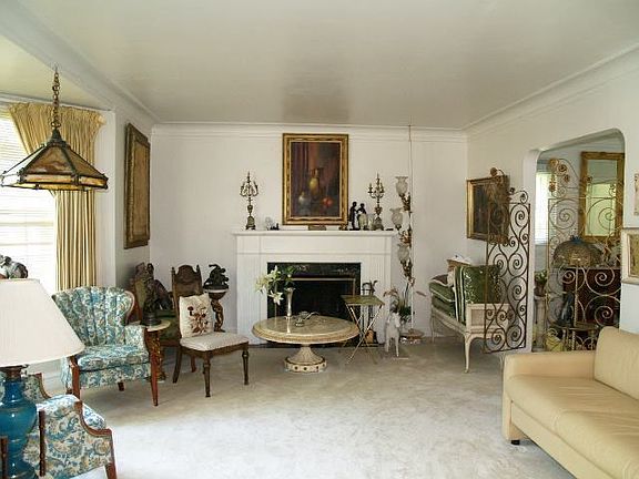 2nd image of 7511 Lowell Ave
