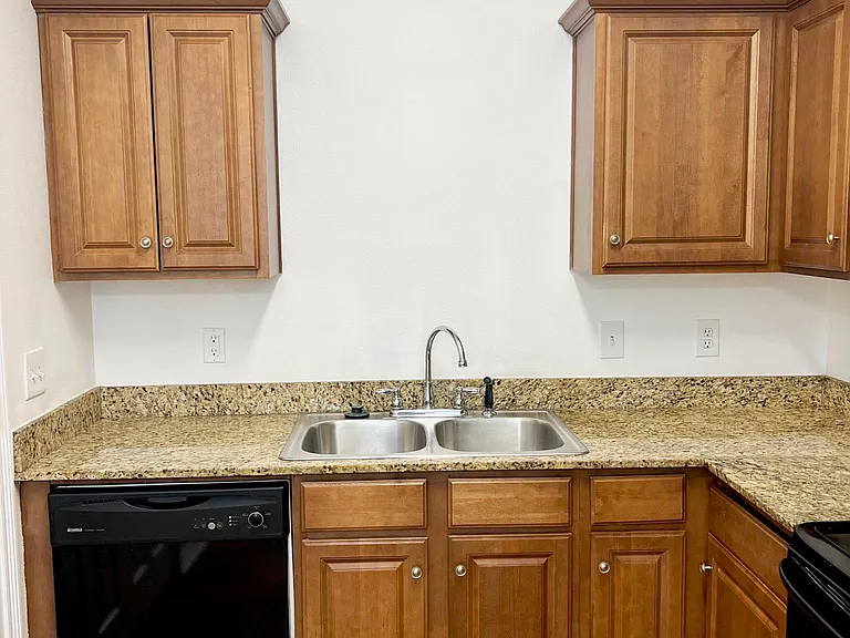 101 S Alabama St #10 — Photo 7