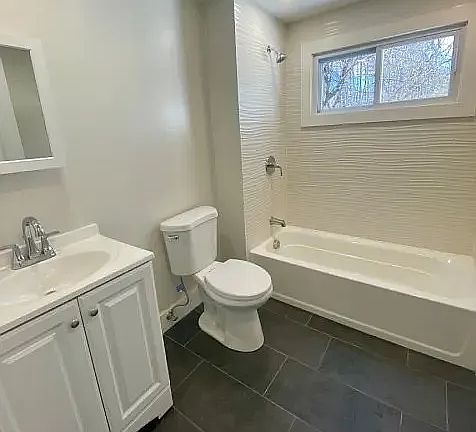 3rd image of 323 Rutherford Ave #B