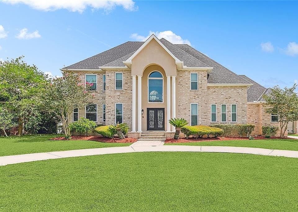 1st image of 171 Turnberry Dr