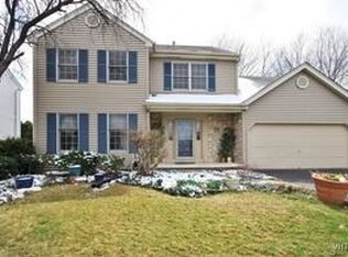 736 Lancaster Ln, Geneva, IL 60134