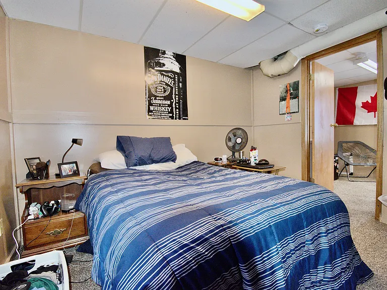 721 8th Ave N #1 — Photo 9