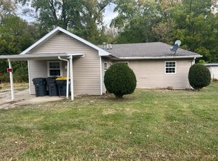 1127 Hazlett St, Anderson, IN 46016