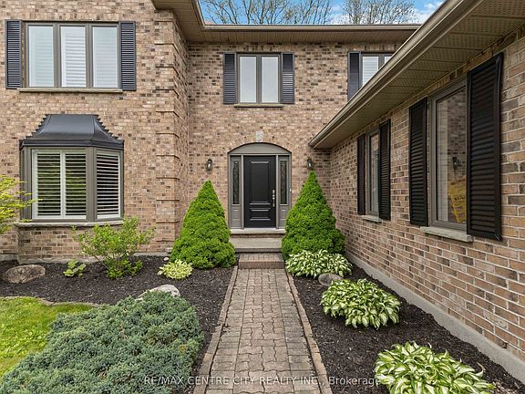 4th image of 83 Bracebridge Ct