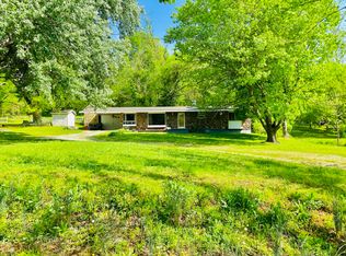 926 Madison Ave, Neosho, MO 64850