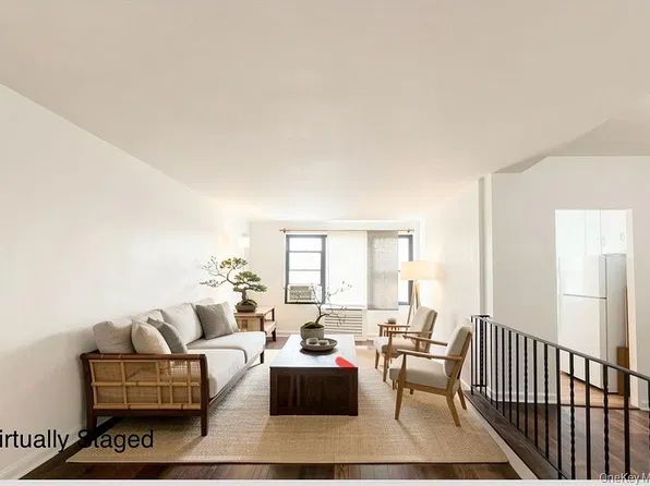 9850 63rd Dr APT 1G, Flushing, NY 11374