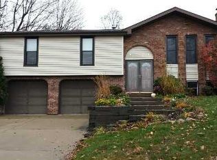4721 Woodlake Dr, Allison Park, PA