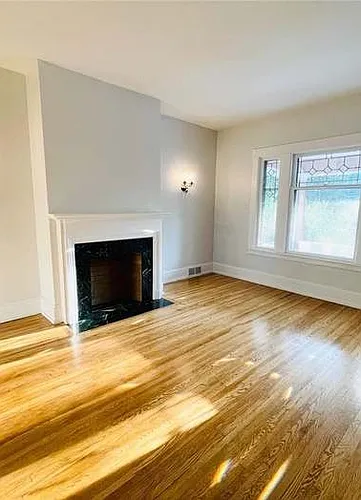 21 Sterling Ave #LOWER Photo 1