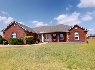 166 NE Meadow Ln, Elgin, OK 73538