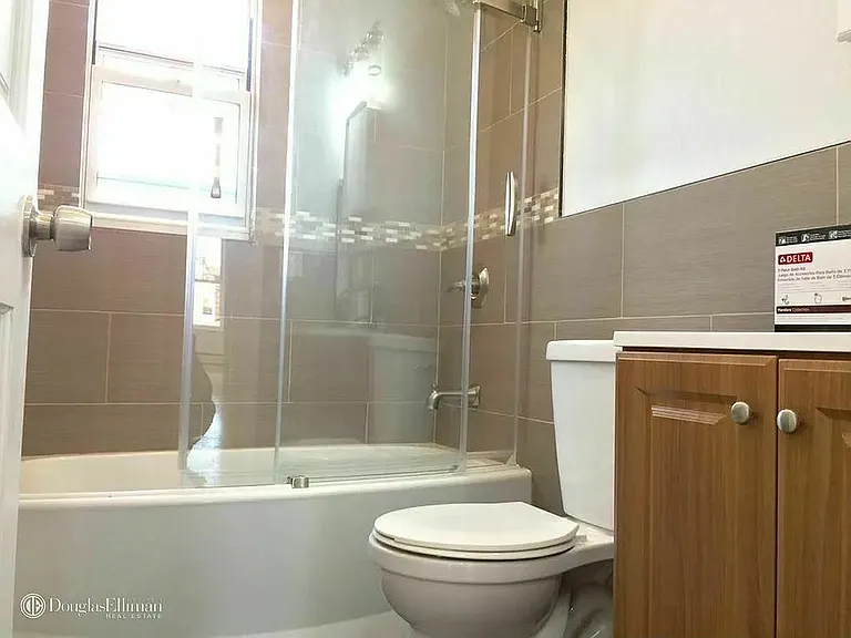 776 E 45th St #2 — Photo 8