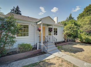 11505 40th Ave NE, Seattle, WA 98125