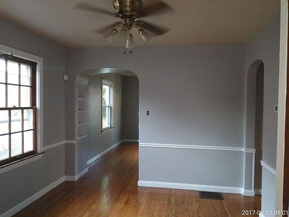4th image of 4656 Stratford Ave