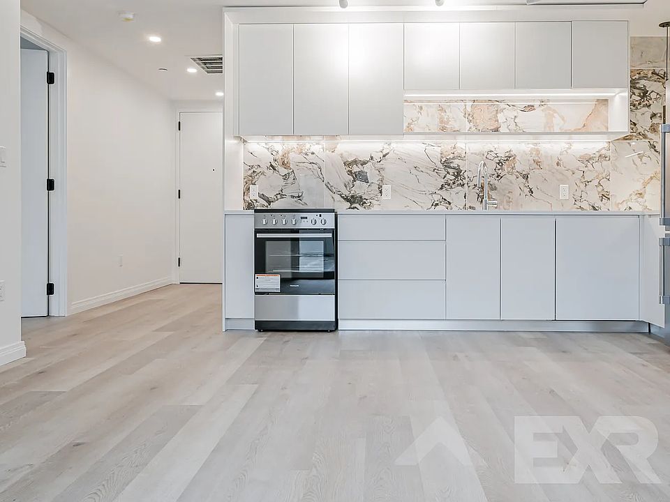 1st image of 957 Atlantic Ave #601