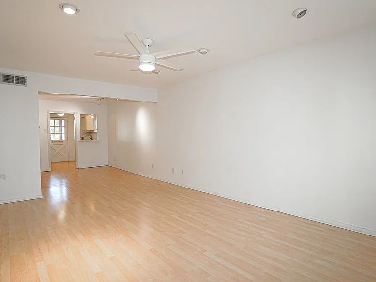 4211 Newton Ave #209 — Photo 6