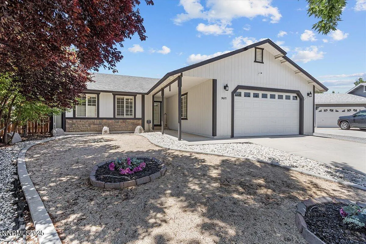 957 Ruddy Ct photo 1