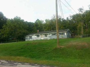 13064 Cherry Ln, Chesterland, OH 44026