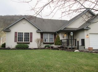 80 Conable Ave, Roulette, PA 16746