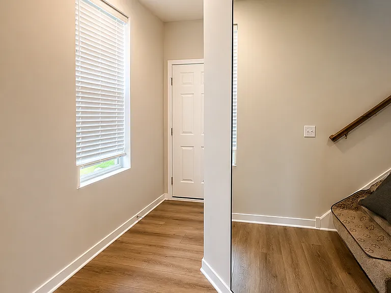 1699 Hauer Trl — Photo 4