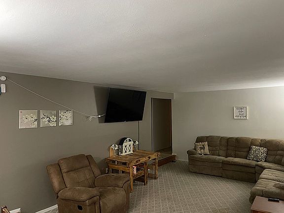 3rd image of 5629 Rowell Cir