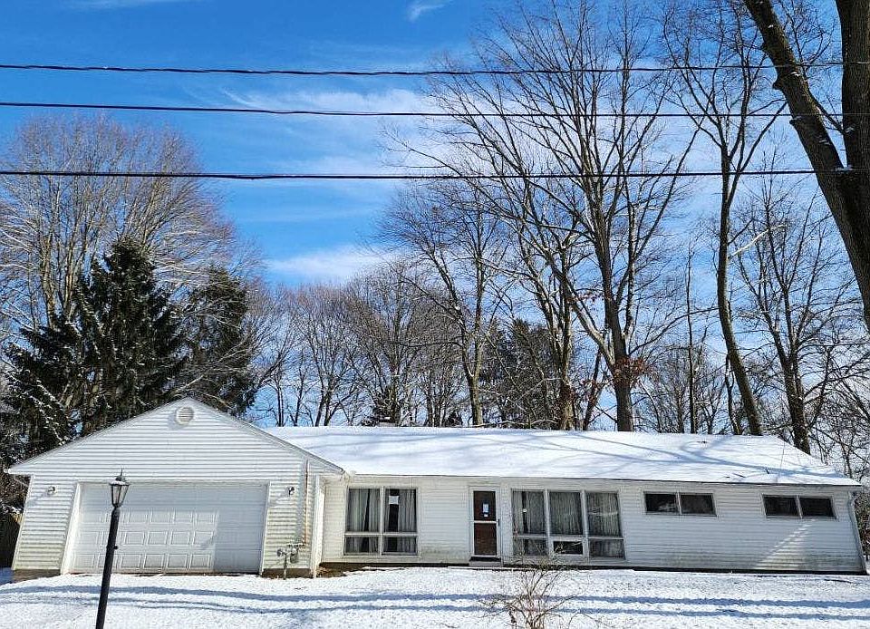 1st image of 6364 Roselawn Ave