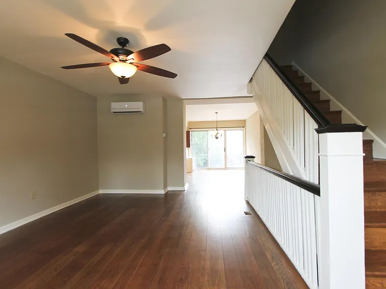 346 E Meehan Ave — Photo 9