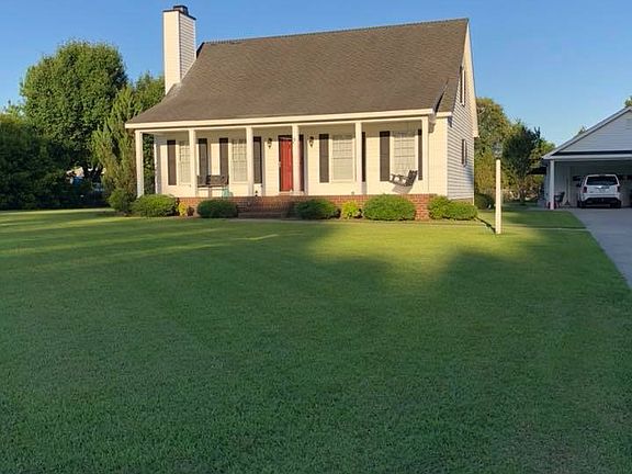 2nd image of 1209 Evergreen Dr