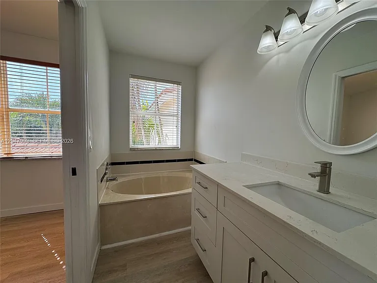 1595 Seagrape Way #- — Photo 24