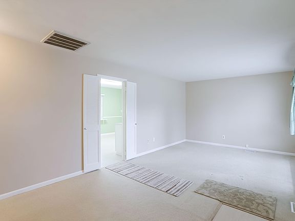 5th image of 4425 Dartmoor Dr