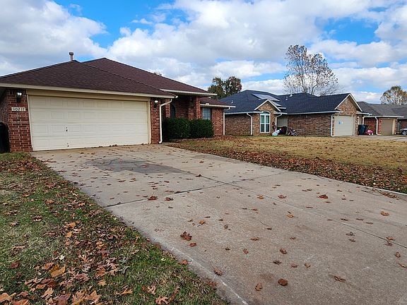 2nd image of 10217 Bradford Way